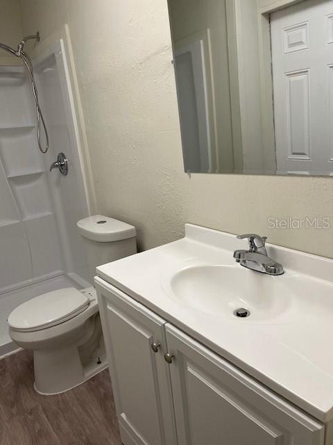 Image 22 of 41 For 5281 Venetian Boulevard Ne
