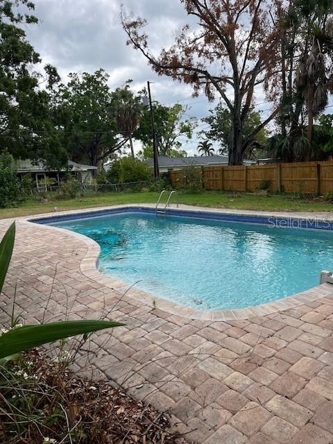 Image 3 of 41 For 5281 Venetian Boulevard Ne