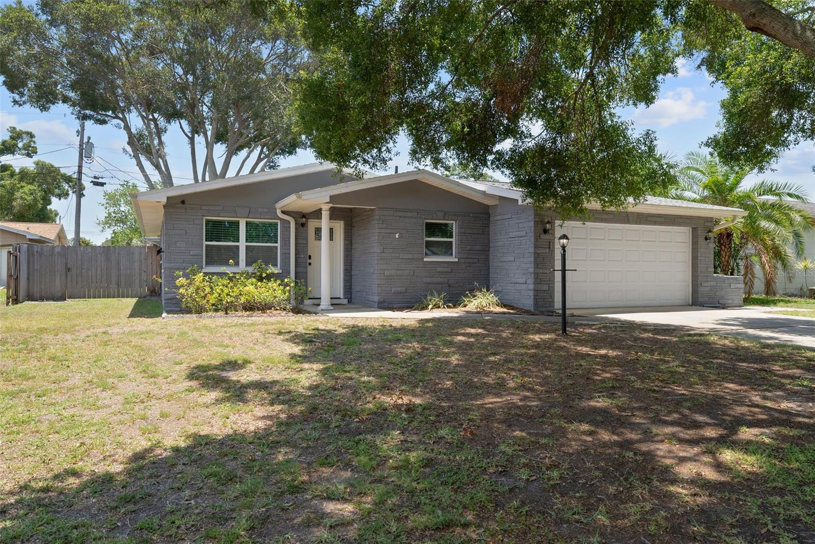 Image 40 of 46 For 11110 105th Avenue