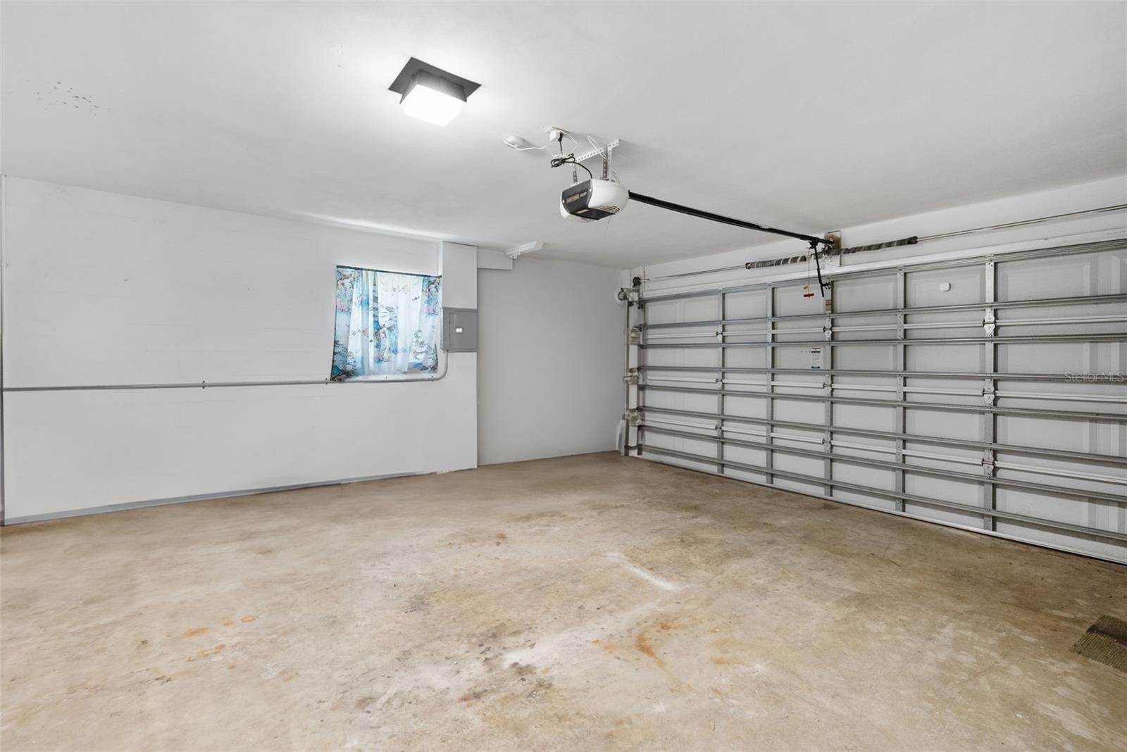 Image 45 of 46 For 11110 105th Avenue