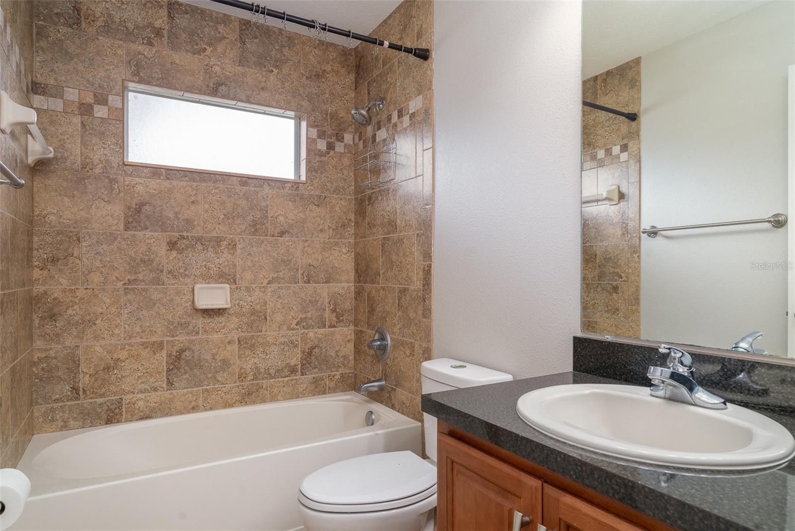 Listing photo id 24 for 14266 Creek Run Drive