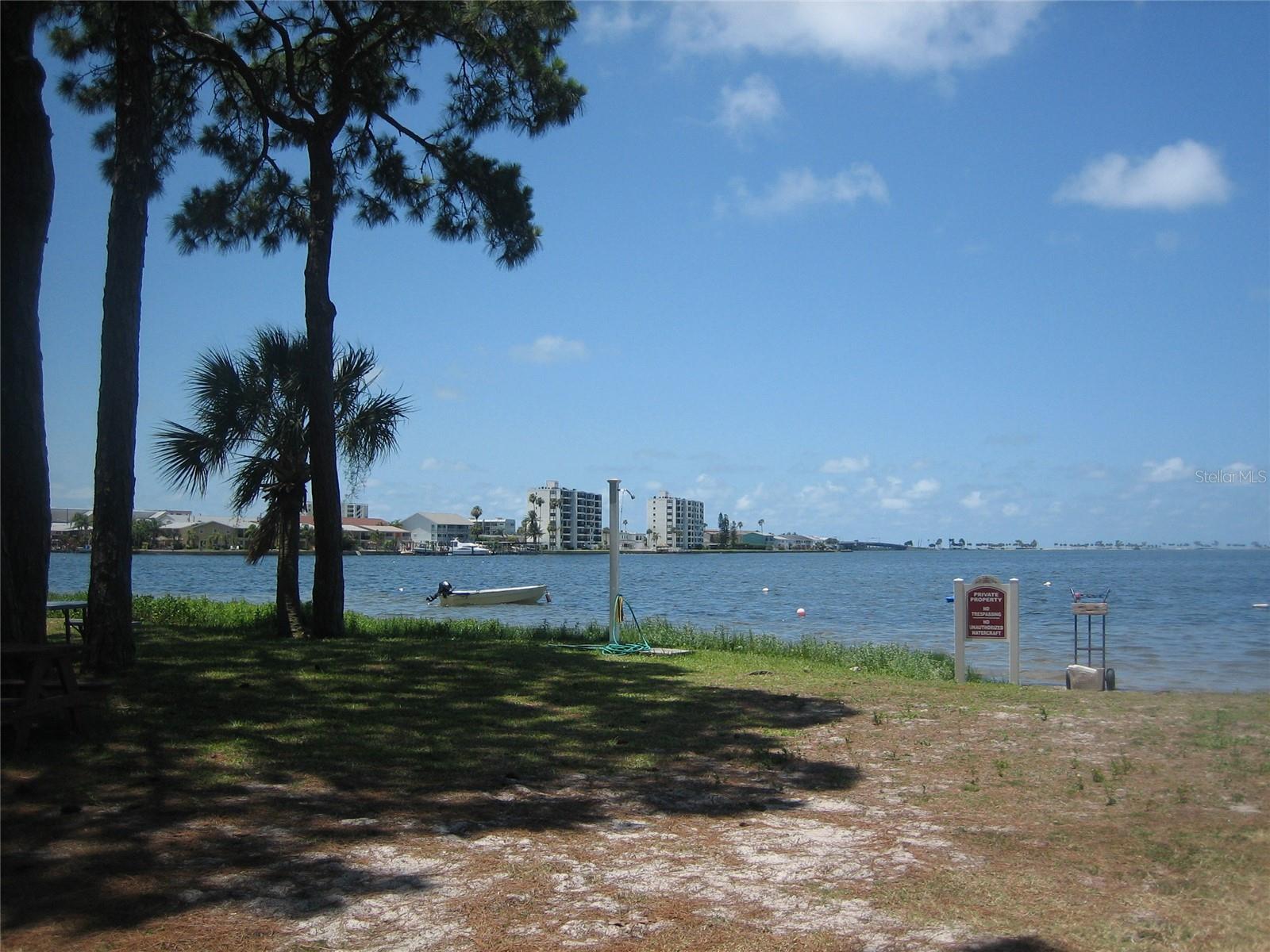 Image 2 of 19 For 2700 Bayshore Boulevard 2b