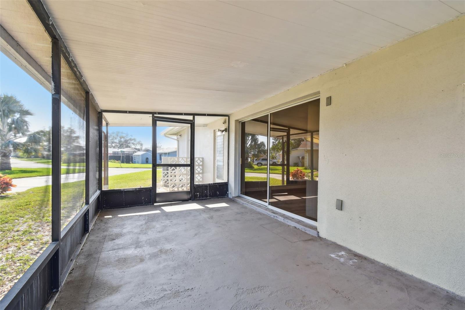 Image 33 of 83 For 1701 62nd Terrace S