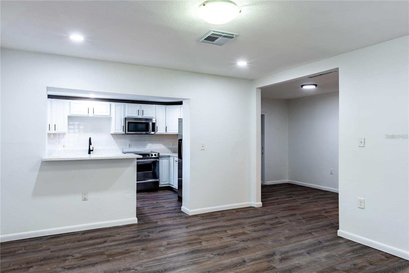 Image 15 of 49 For 3402 Van Buren Drive