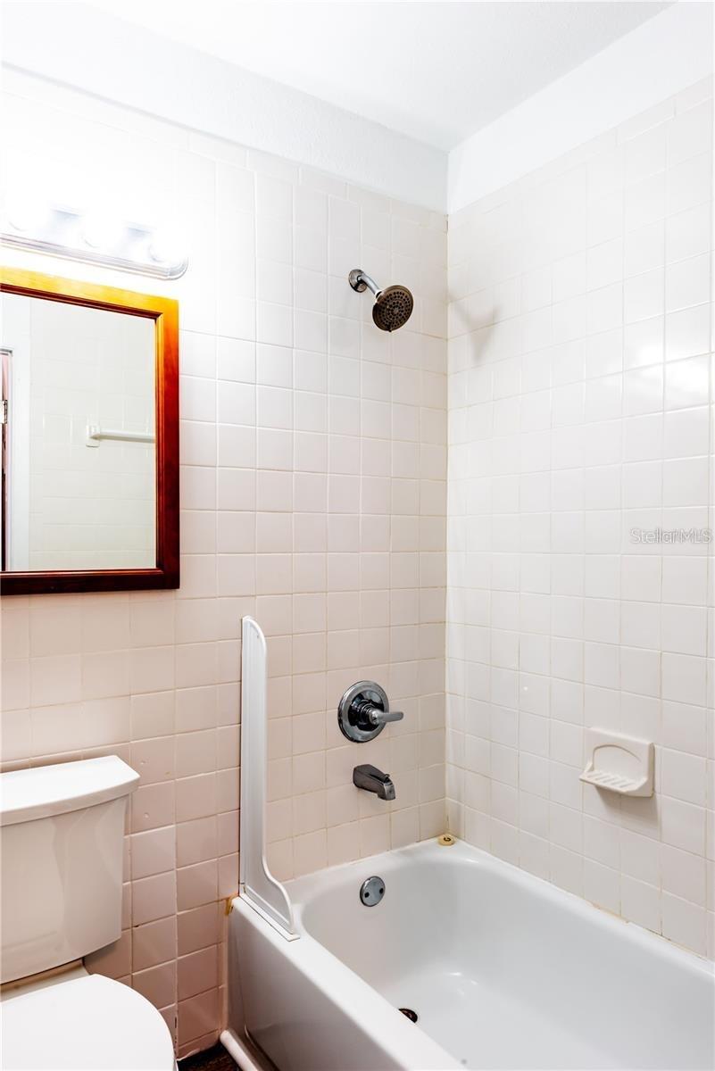 Image 17 of 49 For 3402 Van Buren Drive