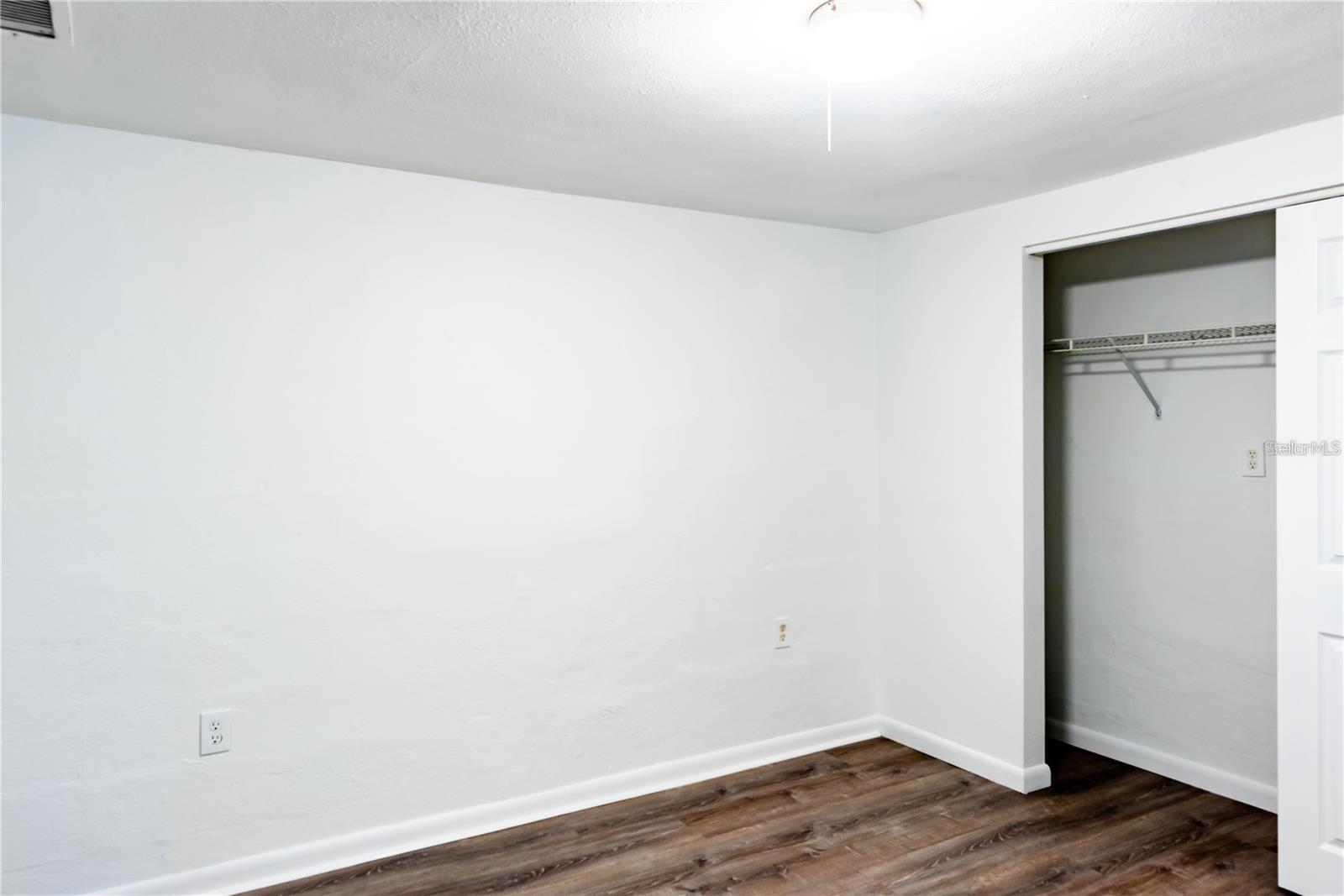 Image 31 of 49 For 3402 Van Buren Drive