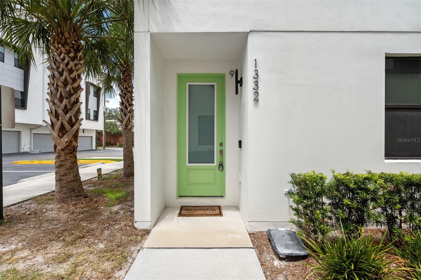 Image 4 of 37 For 1332 Gray Street 9