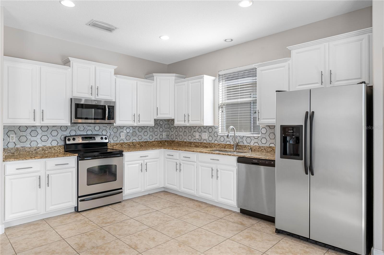 Image 12 of 24 For 11207 Flora Springs Drive