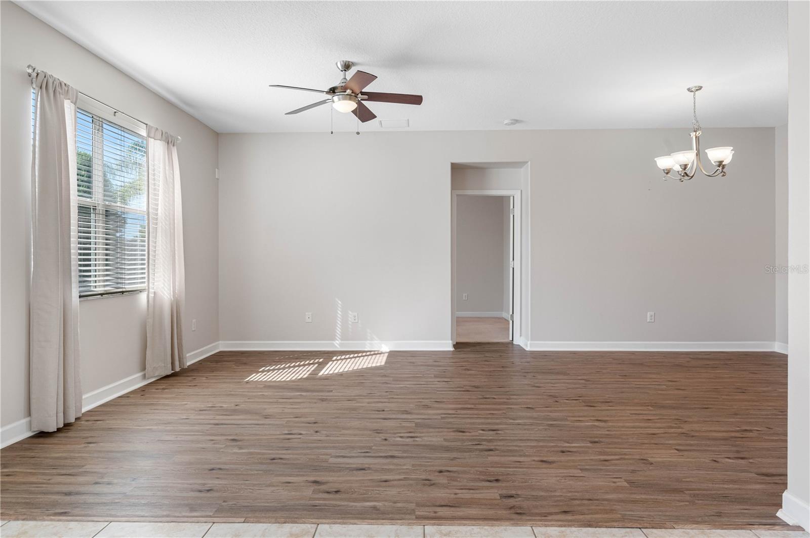 Image 14 of 24 For 11207 Flora Springs Drive