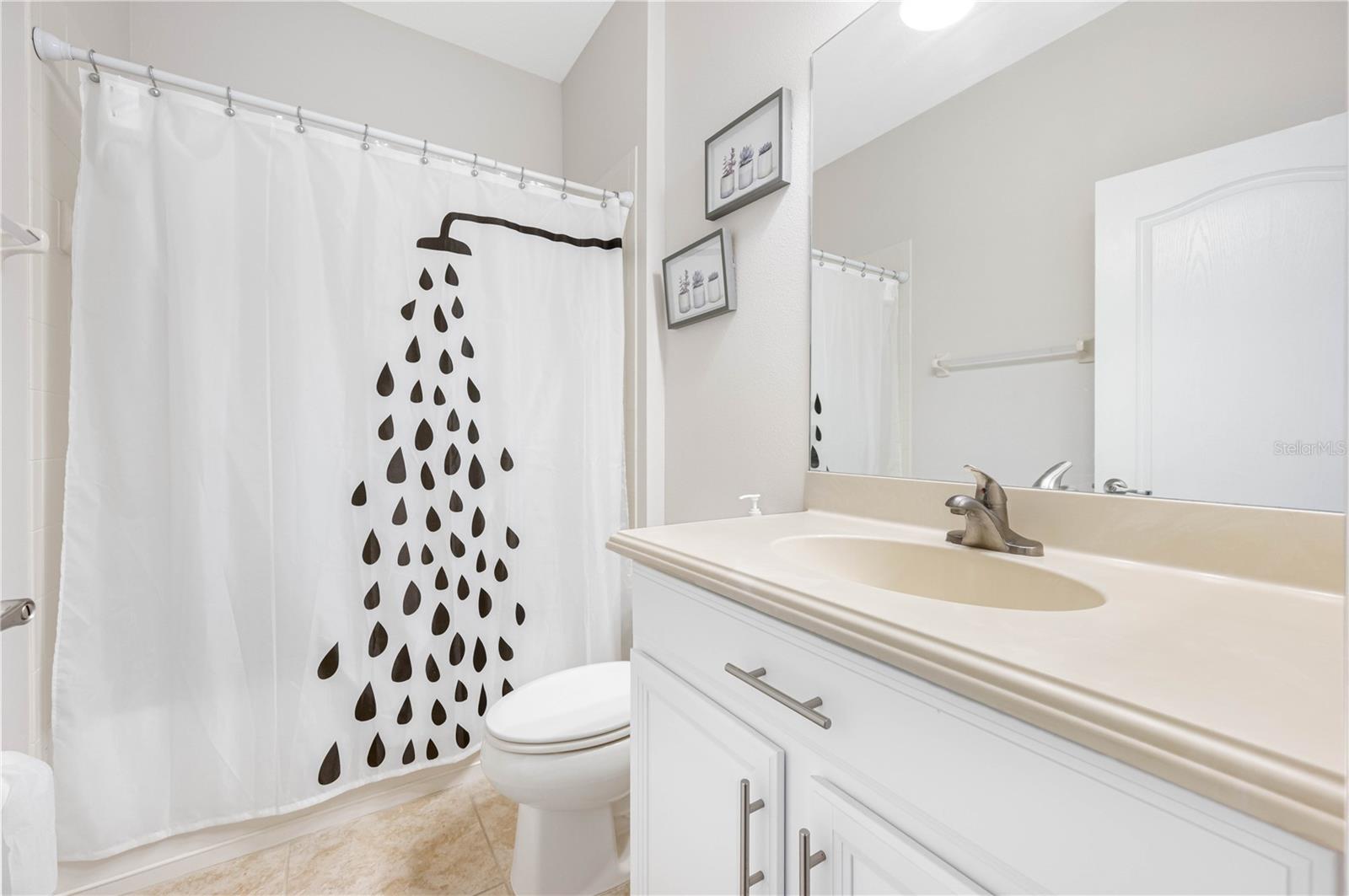 Image 5 of 24 For 11207 Flora Springs Drive