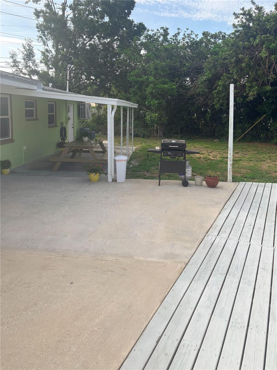 Image 12 of 14 For 2444 35th Street N