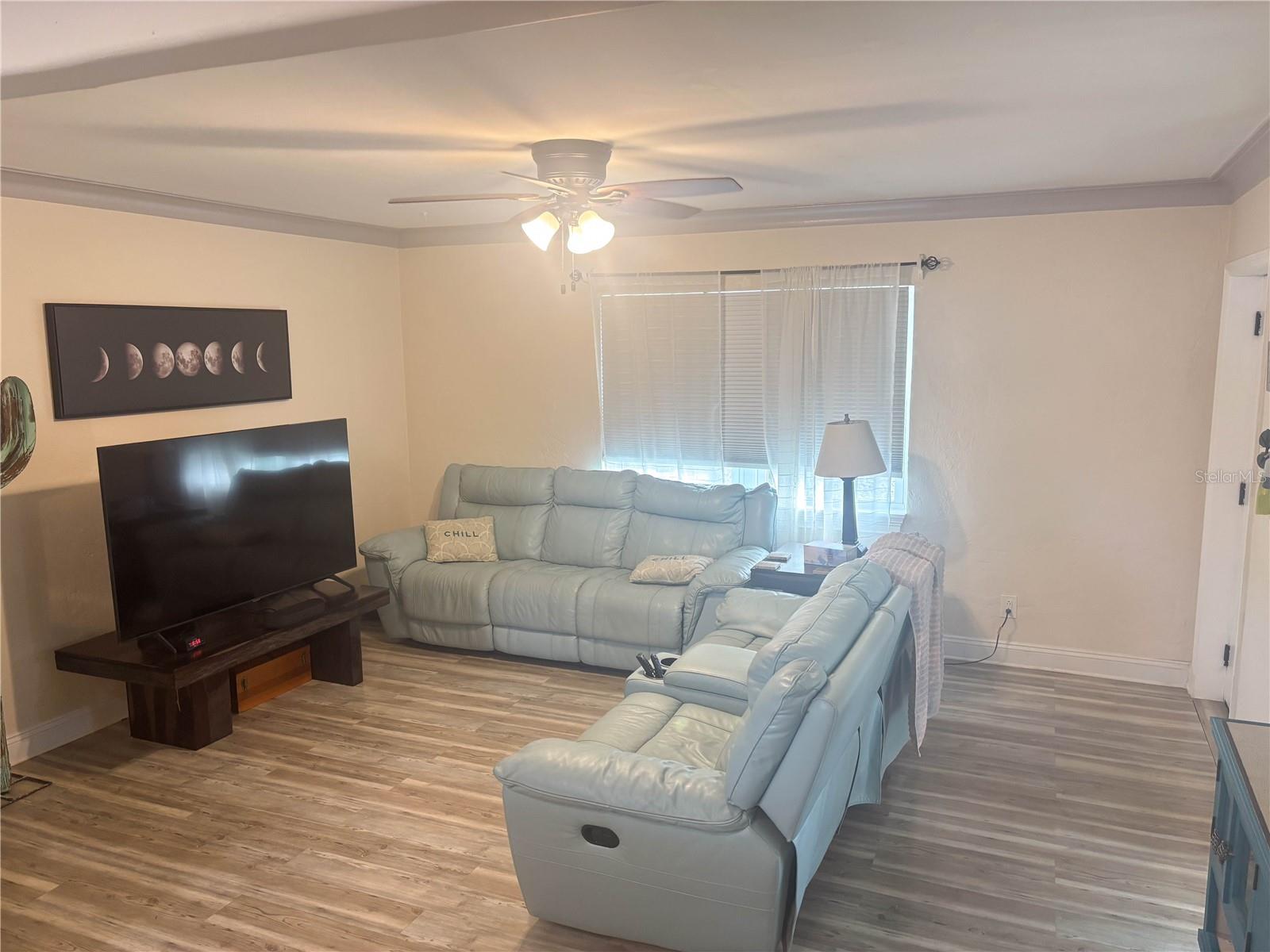 Image 4 of 14 For 2444 35th Street N