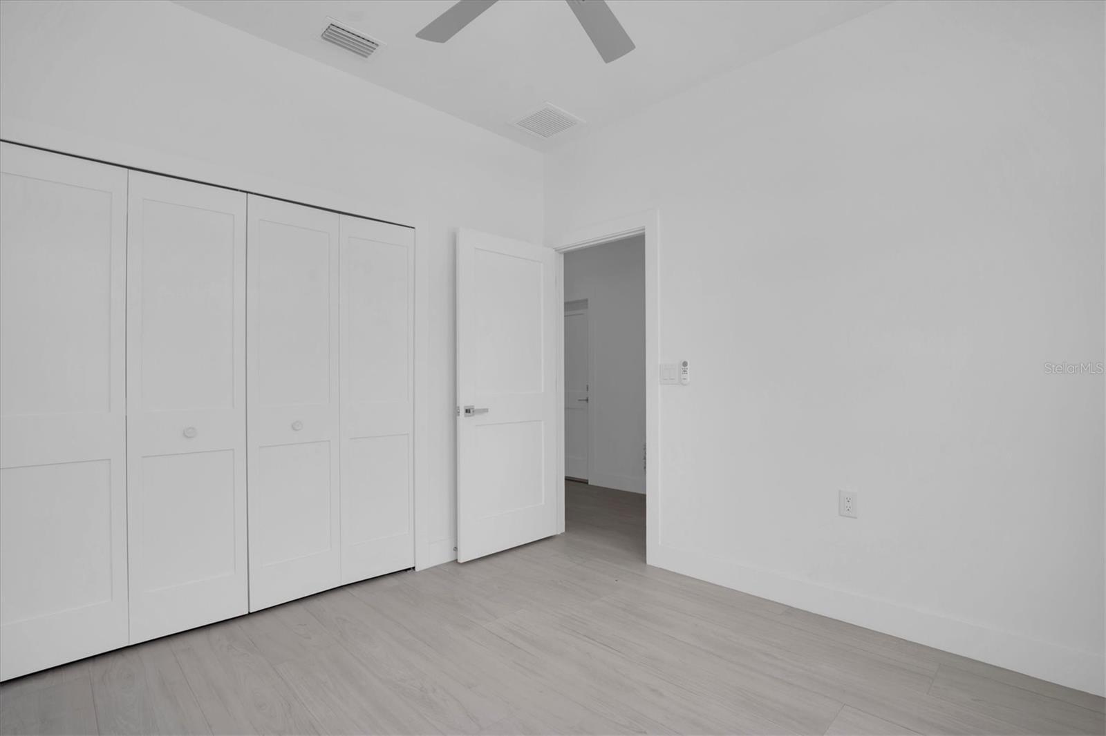 Image 12 of 27 For 5331 71st Way N