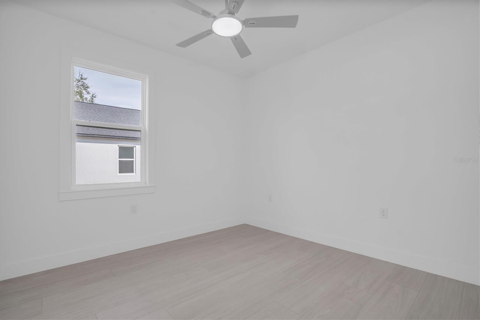 Image 13 of 27 For 5331 71st Way N