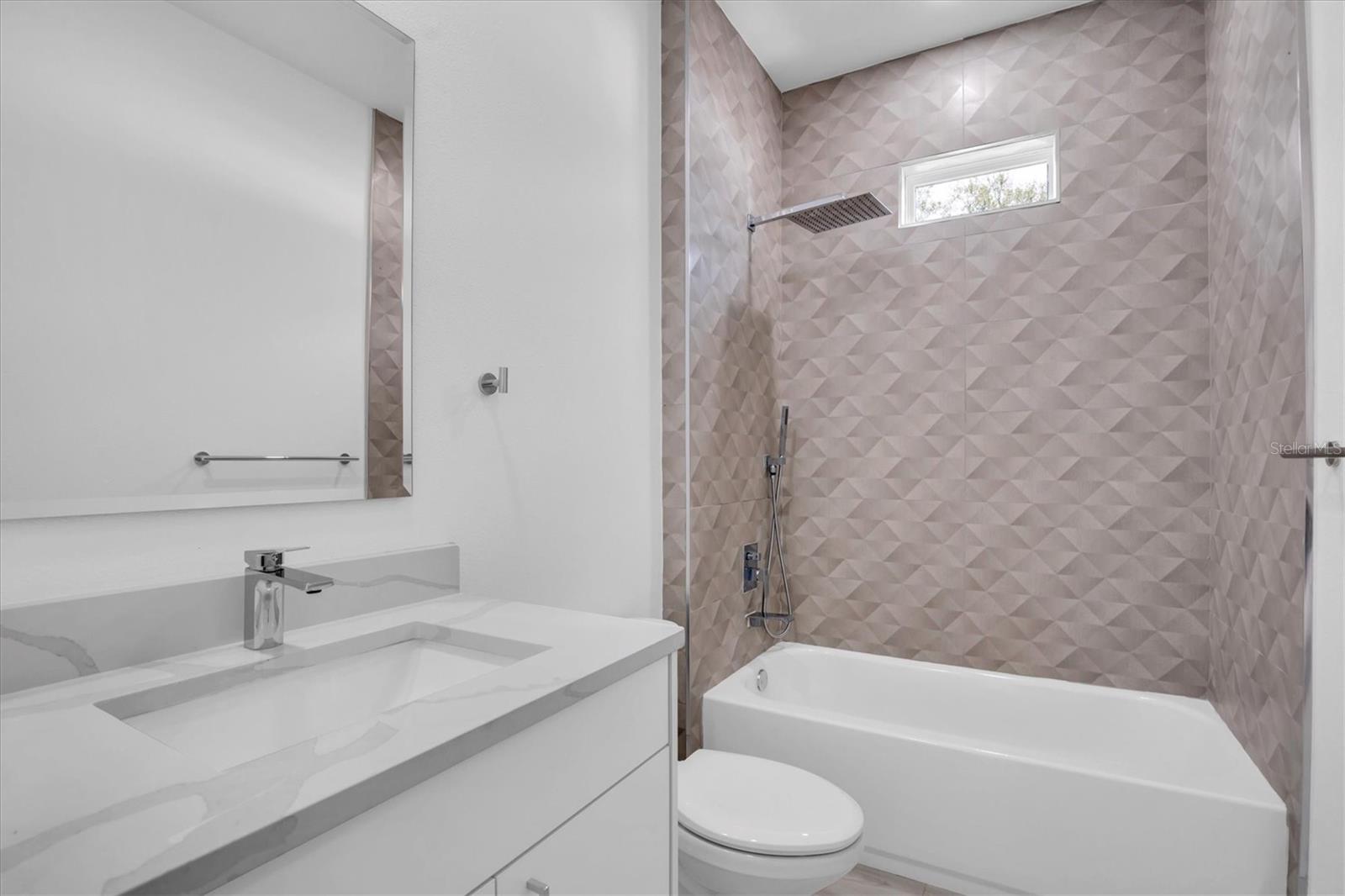 Image 16 of 27 For 5331 71st Way N