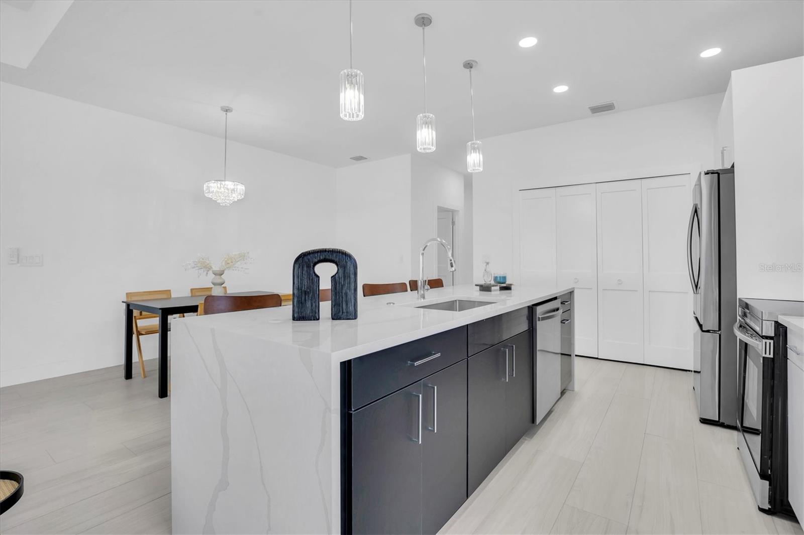 Image 4 of 27 For 5331 71st Way N