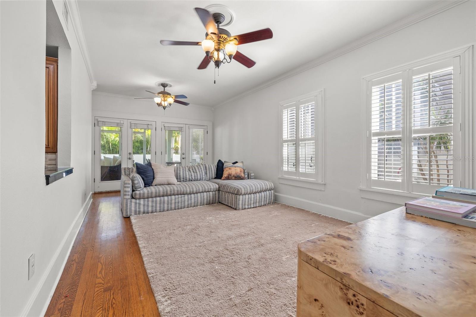 Image 12 of 45 For 3114 Granada Street
