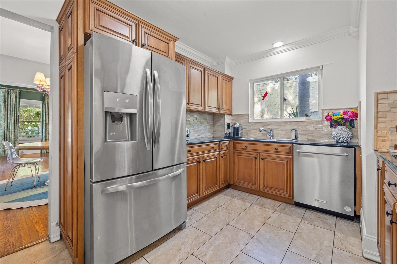 Image 19 of 45 For 3114 Granada Street