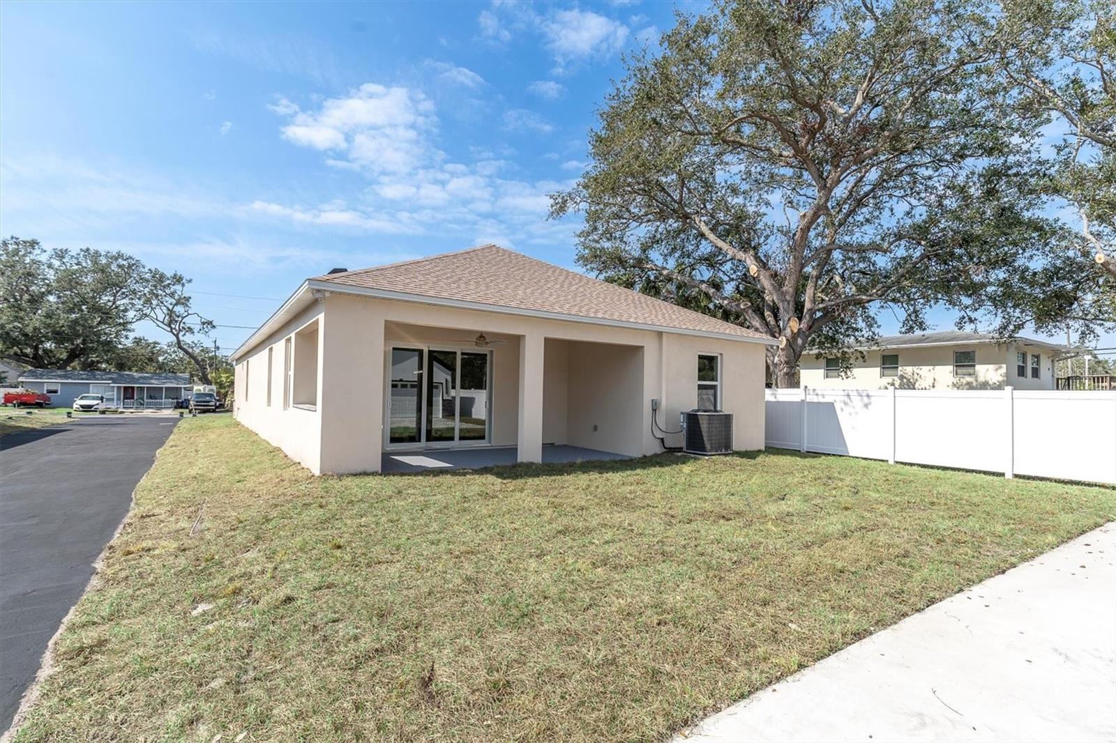 Image 20 of 24 For 5361 71st Way N