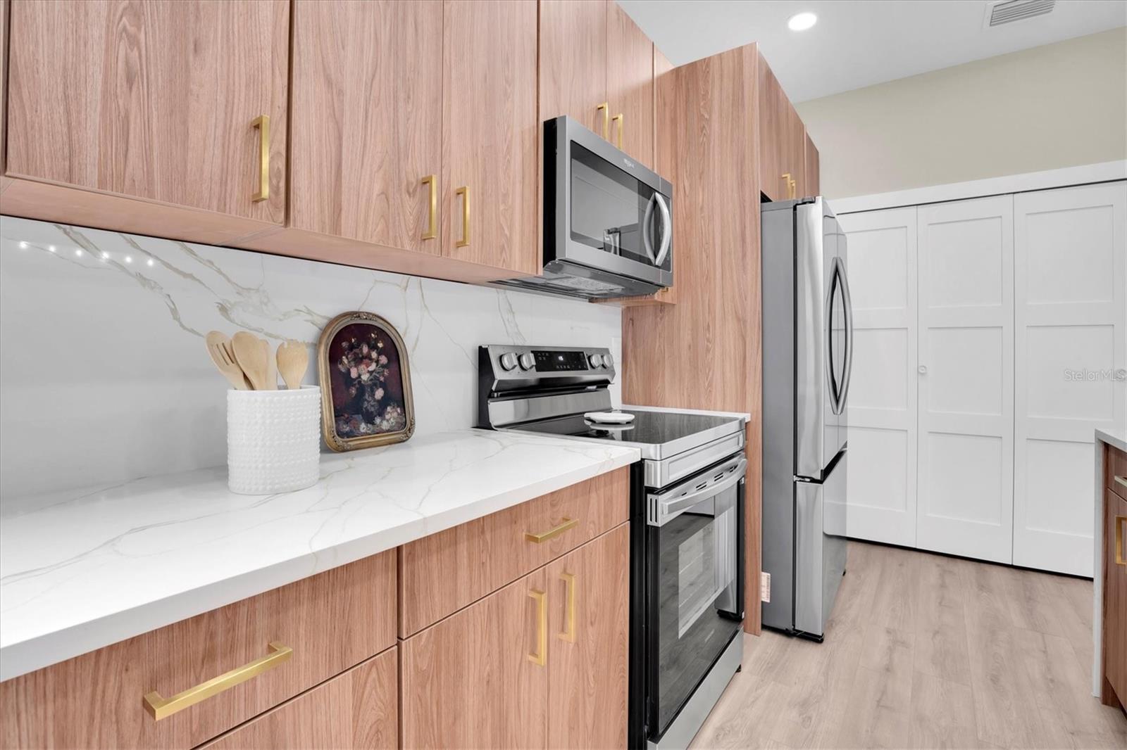 Image 4 of 24 For 5361 71st Way N