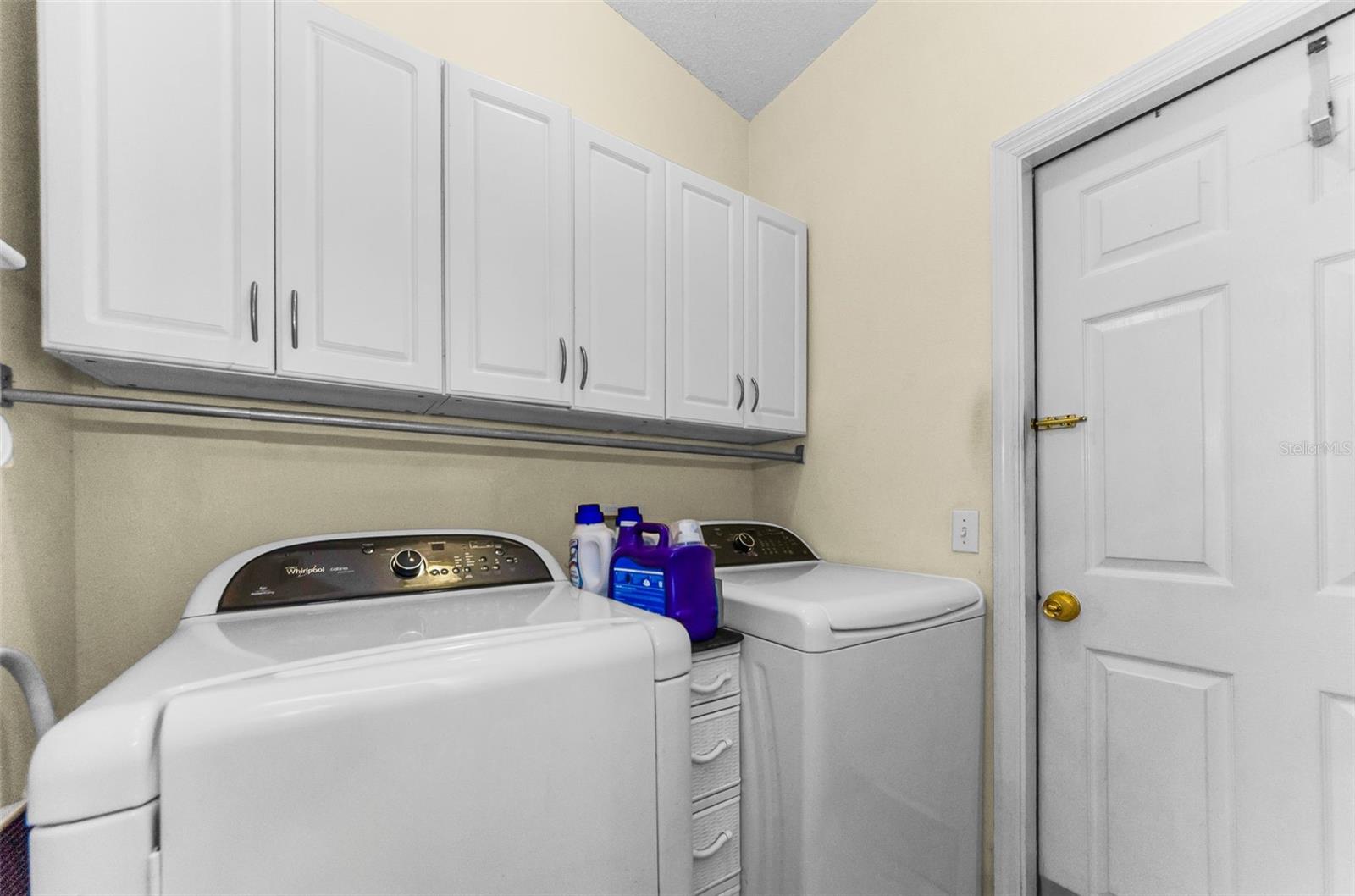 Image 31 of 48 For 8060 Timberlake Avenue