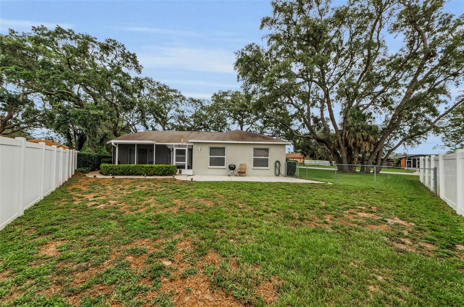 Image 39 of 48 For 8060 Timberlake Avenue