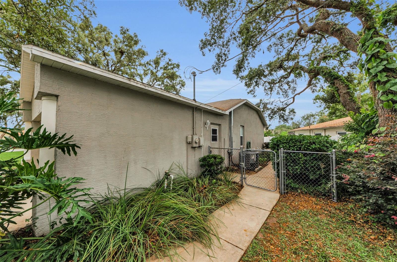 Image 43 of 48 For 8060 Timberlake Avenue