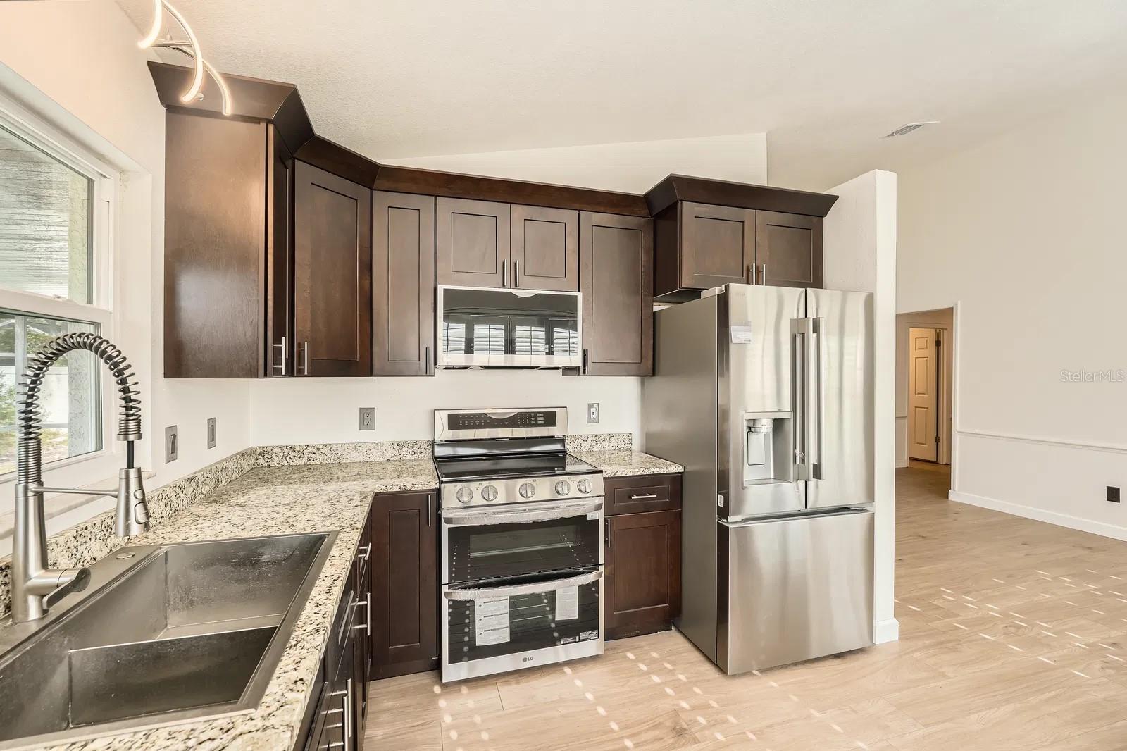 Image 13 of 29 For 3058 Cara Court