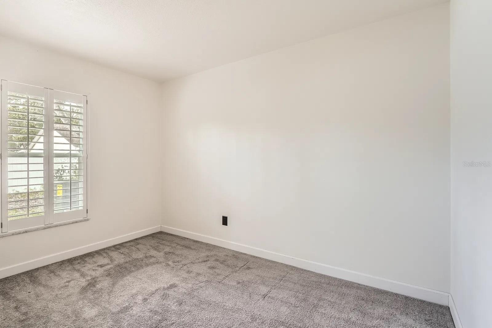 Image 20 of 29 For 3058 Cara Court
