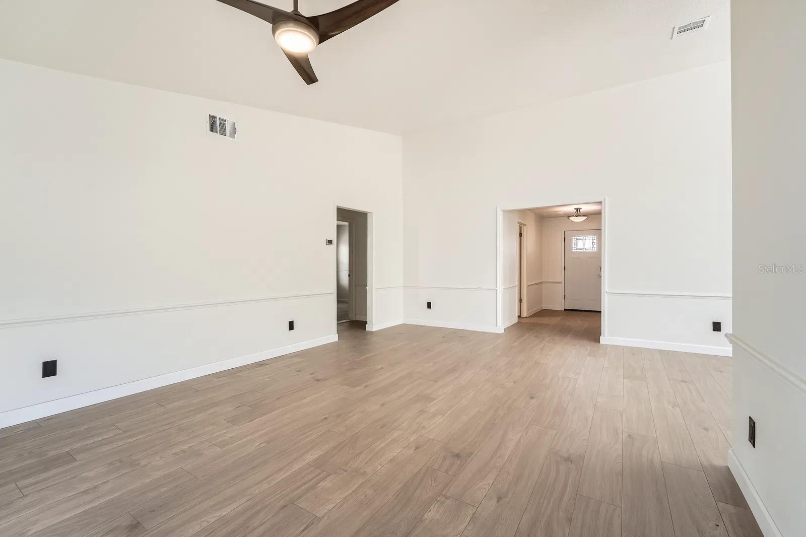 Image 7 of 29 For 3058 Cara Court