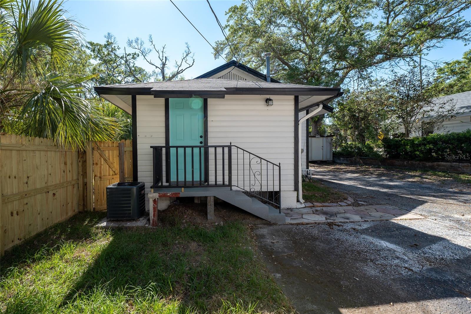 Image 11 of 61 For 2128 13th Street S