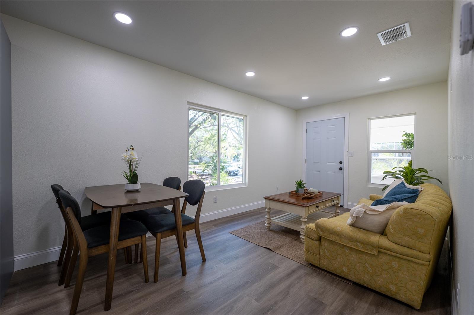 Image 15 of 61 For 2128 13th Street S