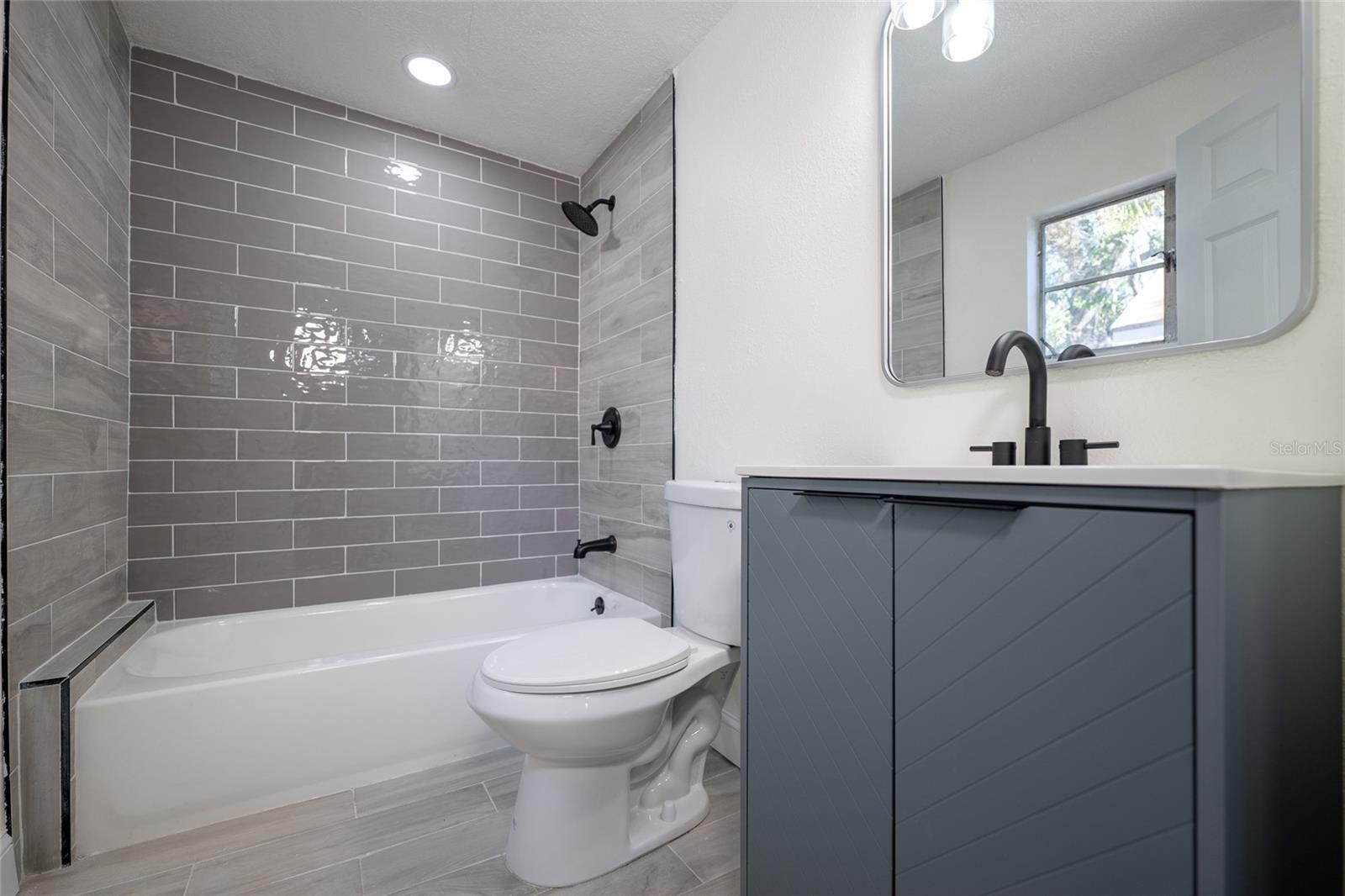 Image 40 of 61 For 2128 13th Street S