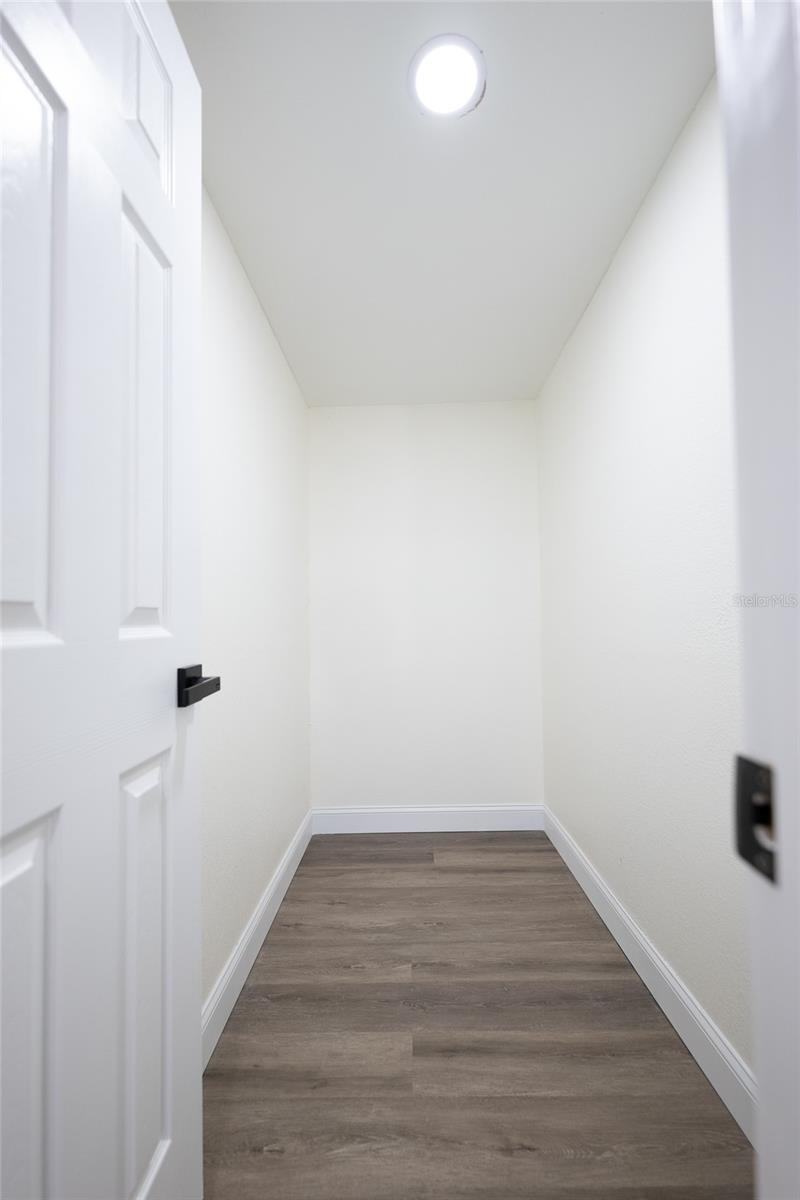 Image 47 of 61 For 2128 13th Street S