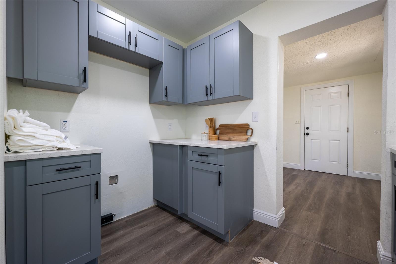 Image 55 of 61 For 2128 13th Street S