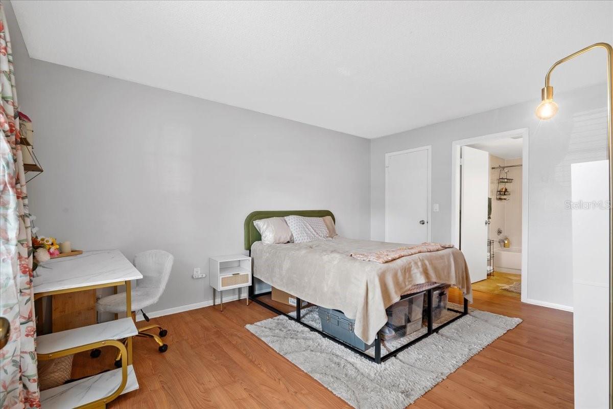 Image 13 of 22 For 4004 Dream Oak Place 102