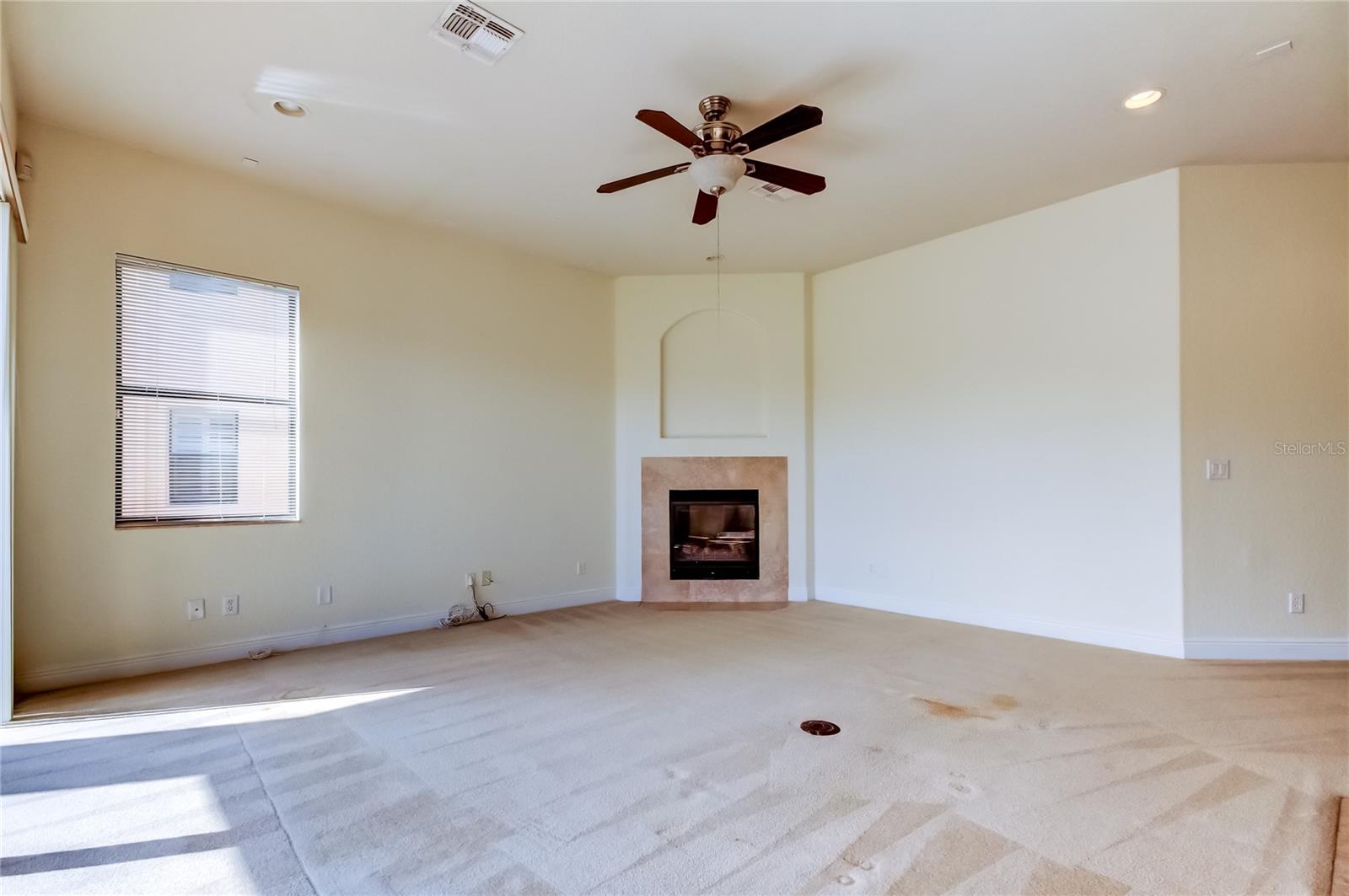 Image 12 of 56 For 1531 Ember Lane
