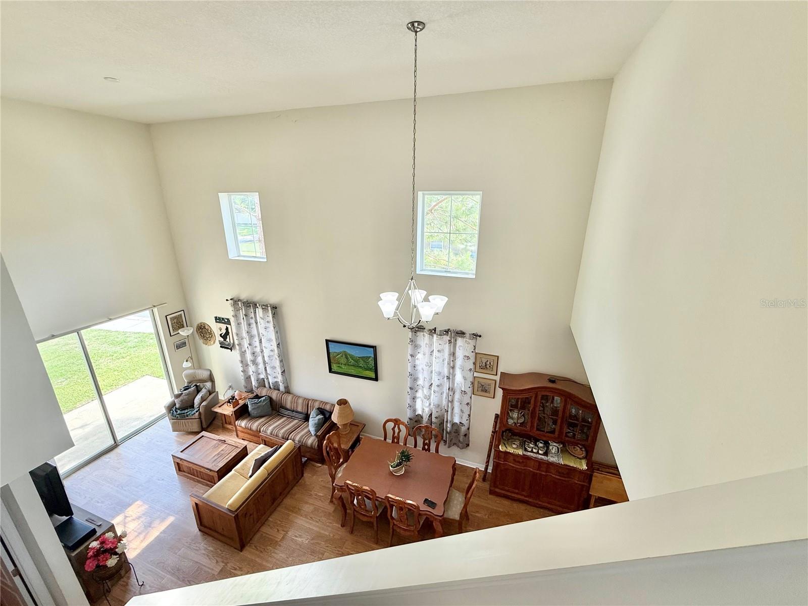 Listing photo id 9 for 2130 Broadway View Avenue