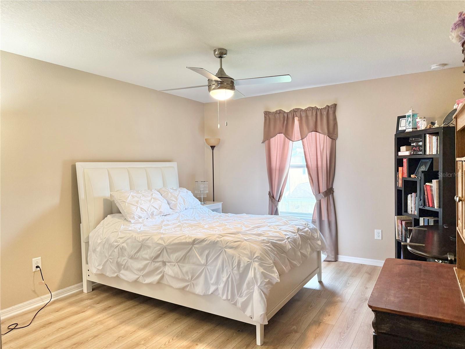 Listing photo id 13 for 2130 Broadway View Avenue