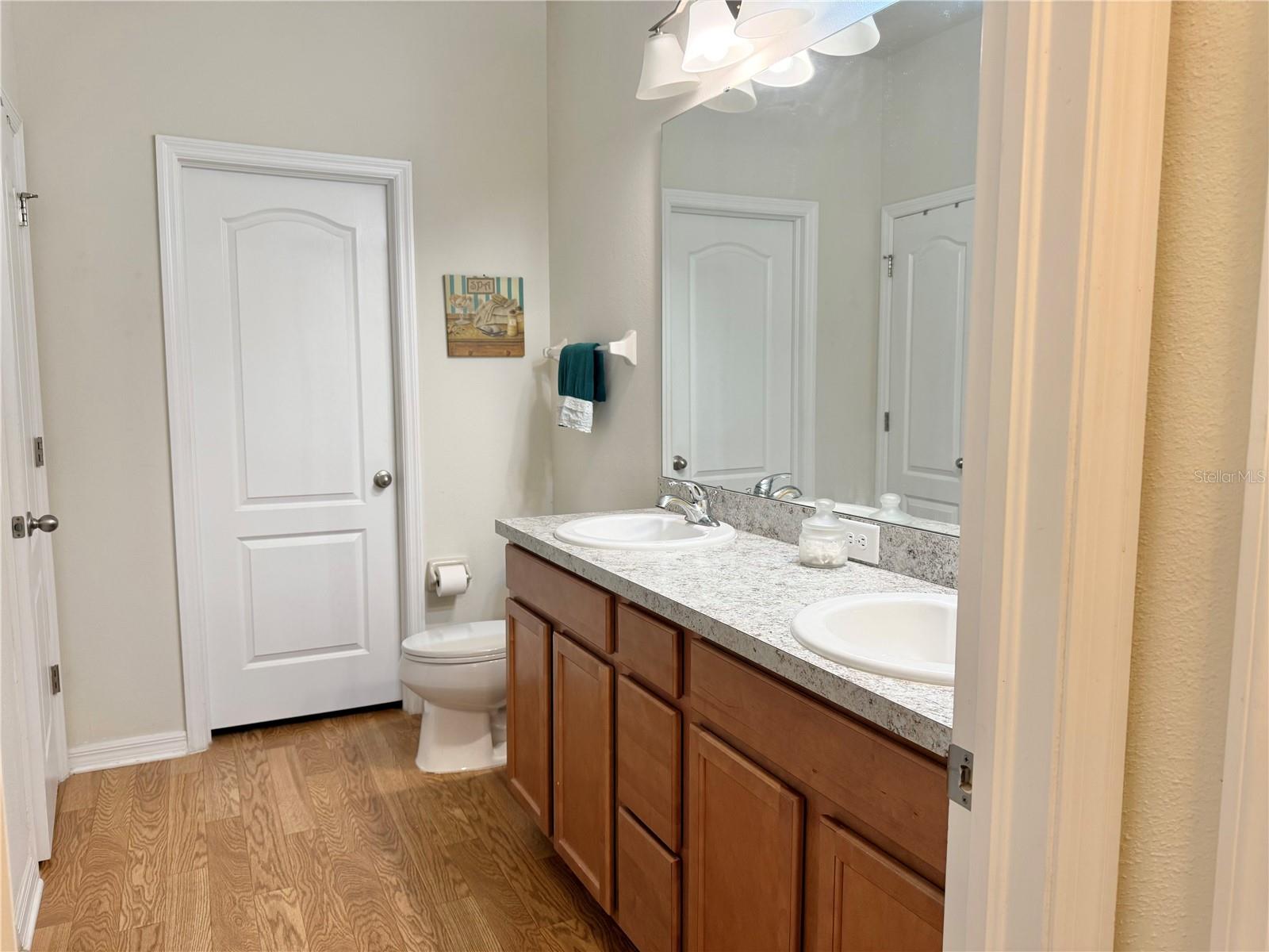 Listing photo id 7 for 2130 Broadway View Avenue