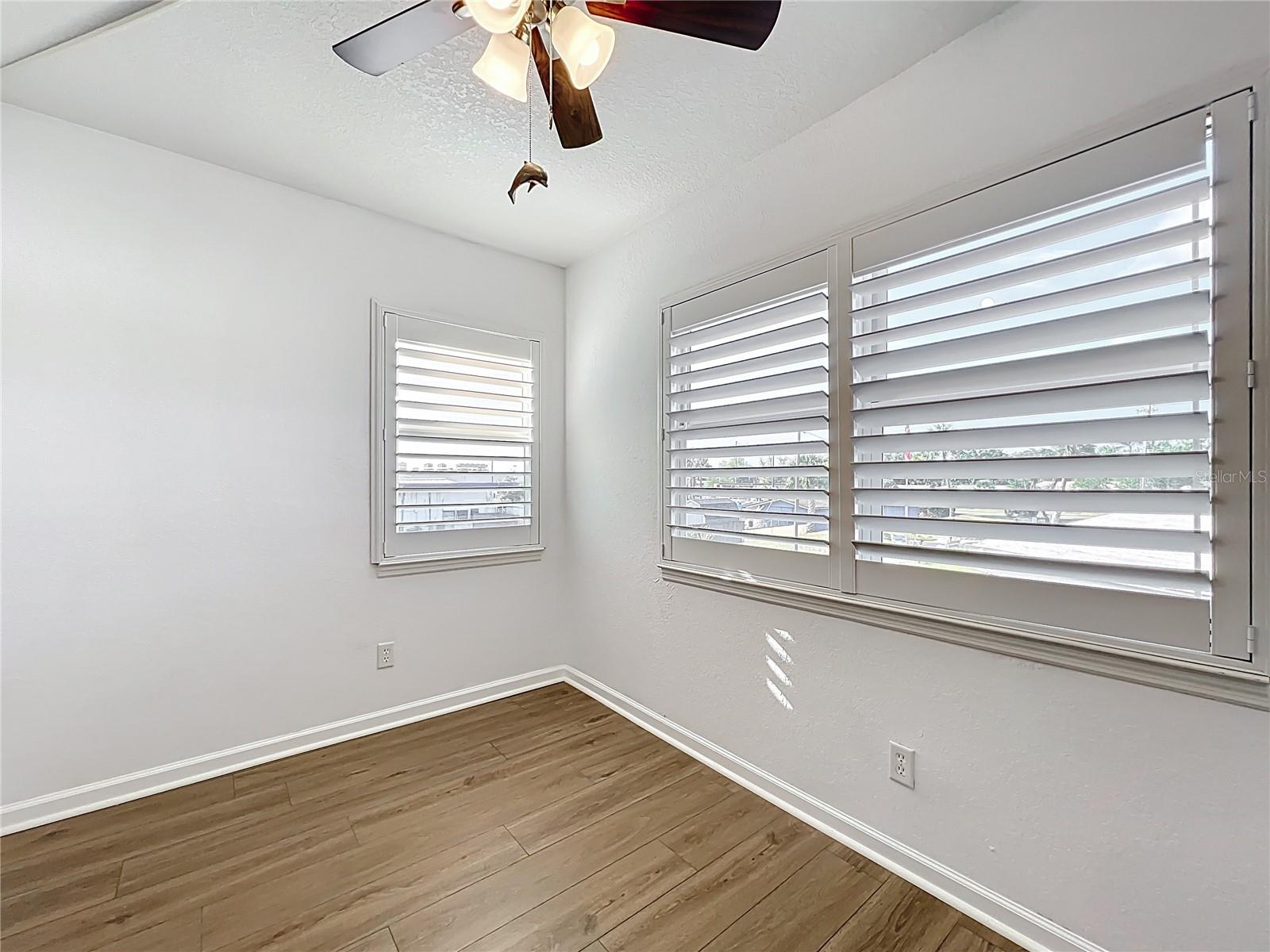 Image 13 of 33 For 11447 Park Boulevard 205
