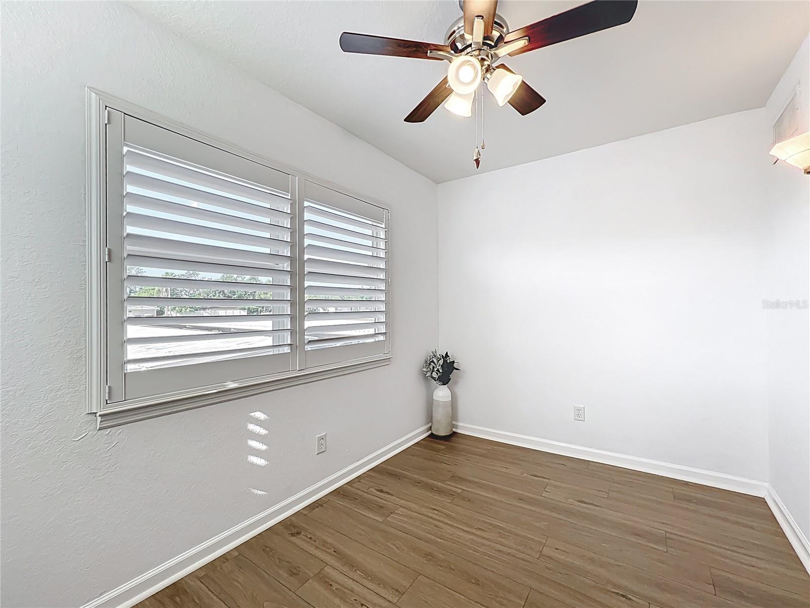 Image 16 of 33 For 11447 Park Boulevard 205
