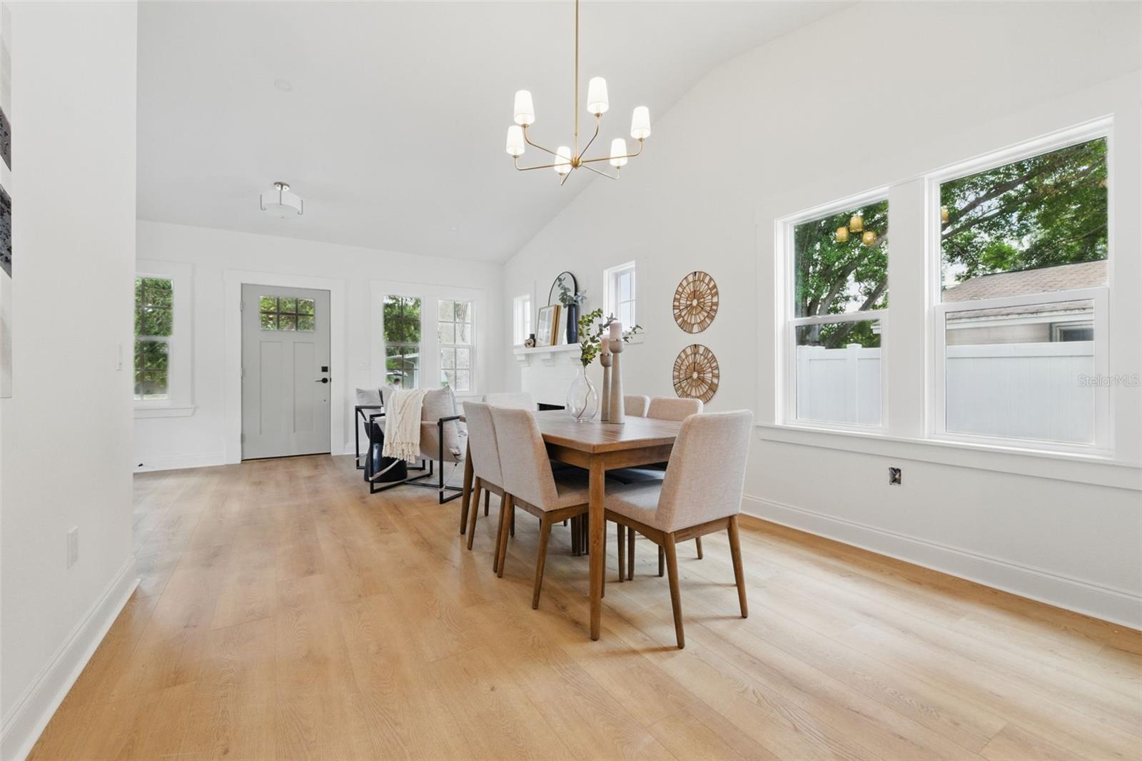 Image 11 of 40 For 791 44th Avenue N