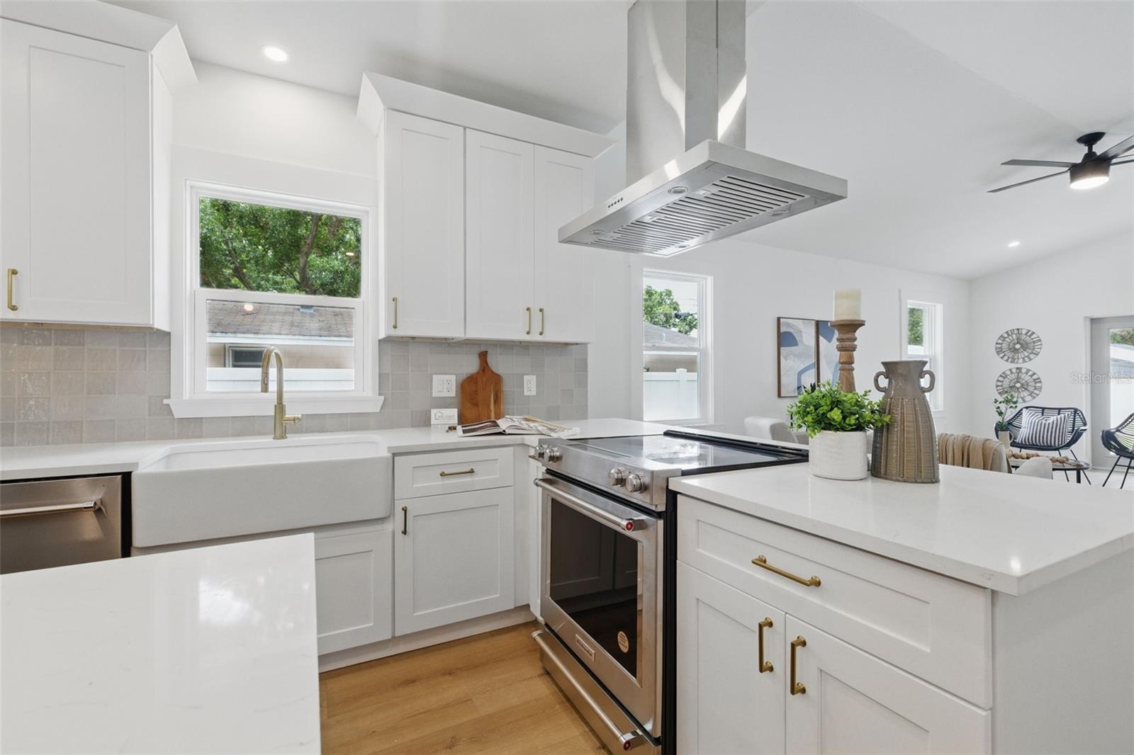 Image 15 of 40 For 791 44th Avenue N