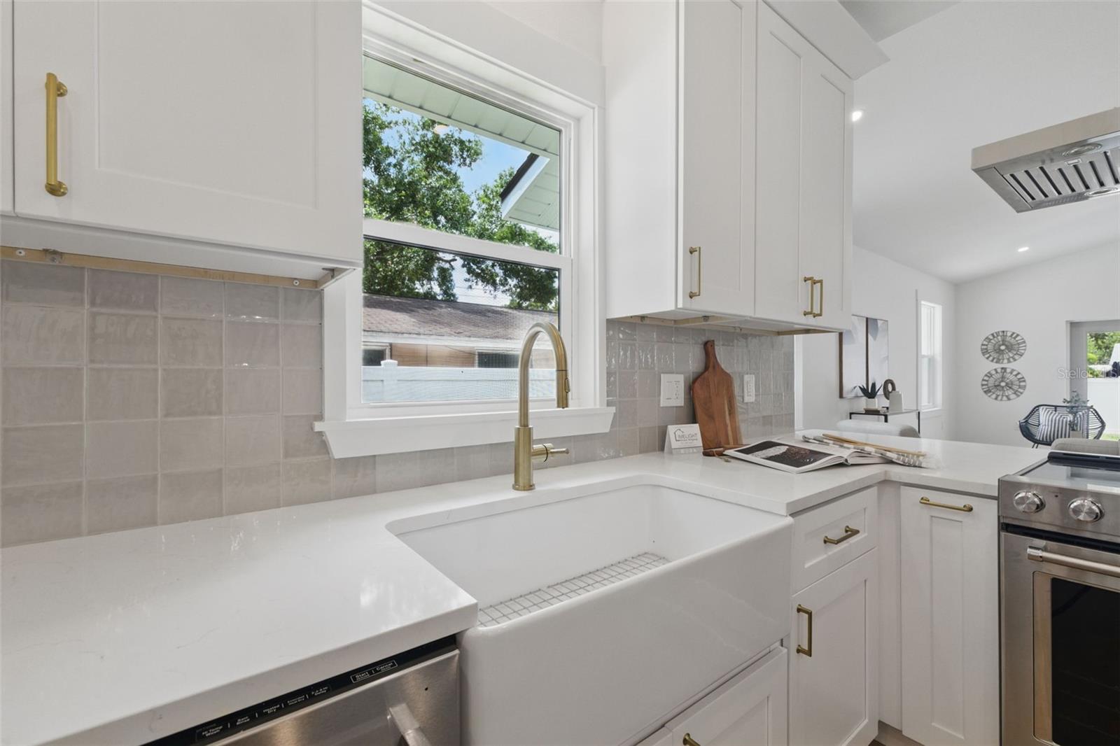 Image 17 of 40 For 791 44th Avenue N