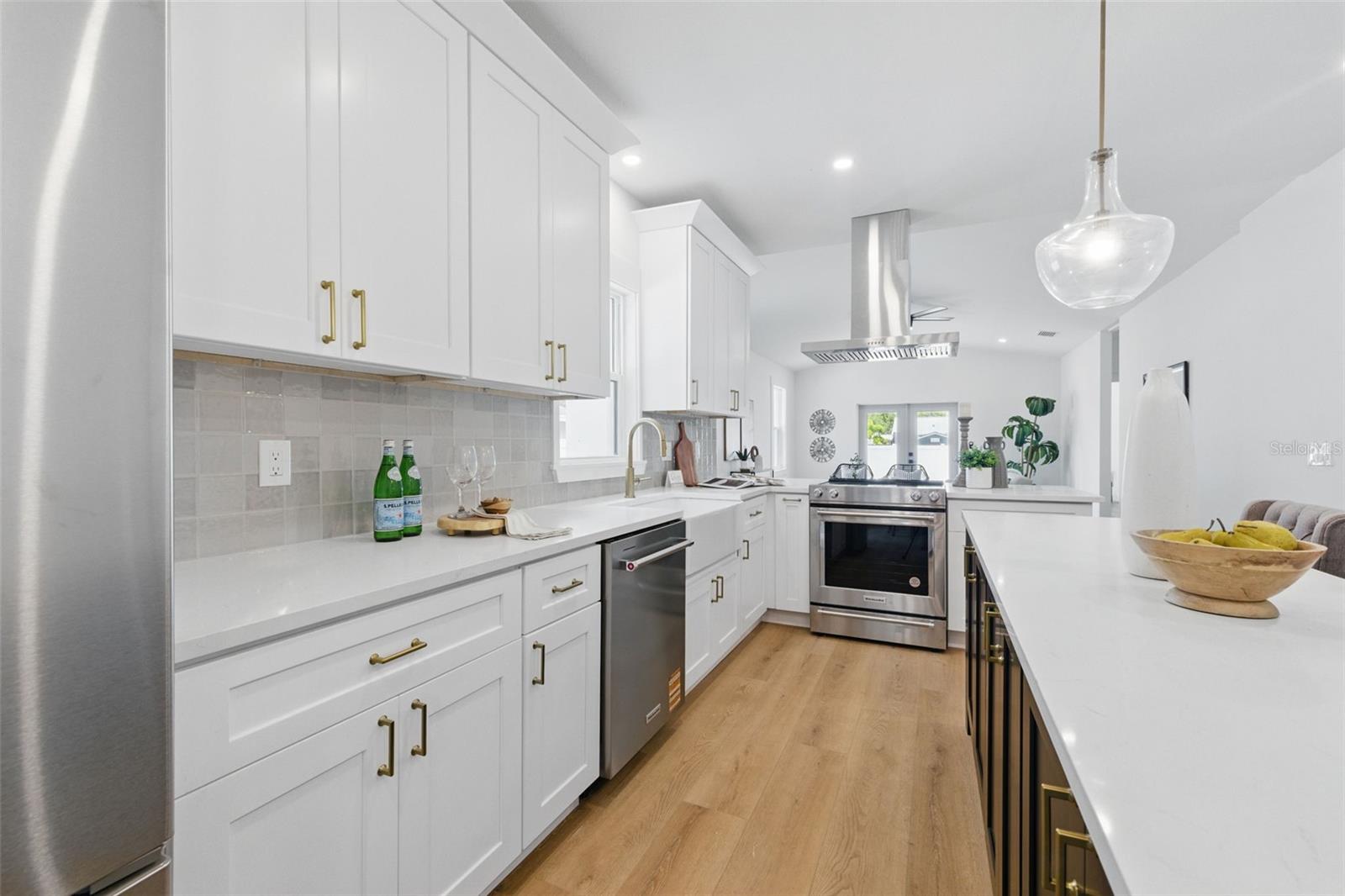 Image 18 of 40 For 791 44th Avenue N