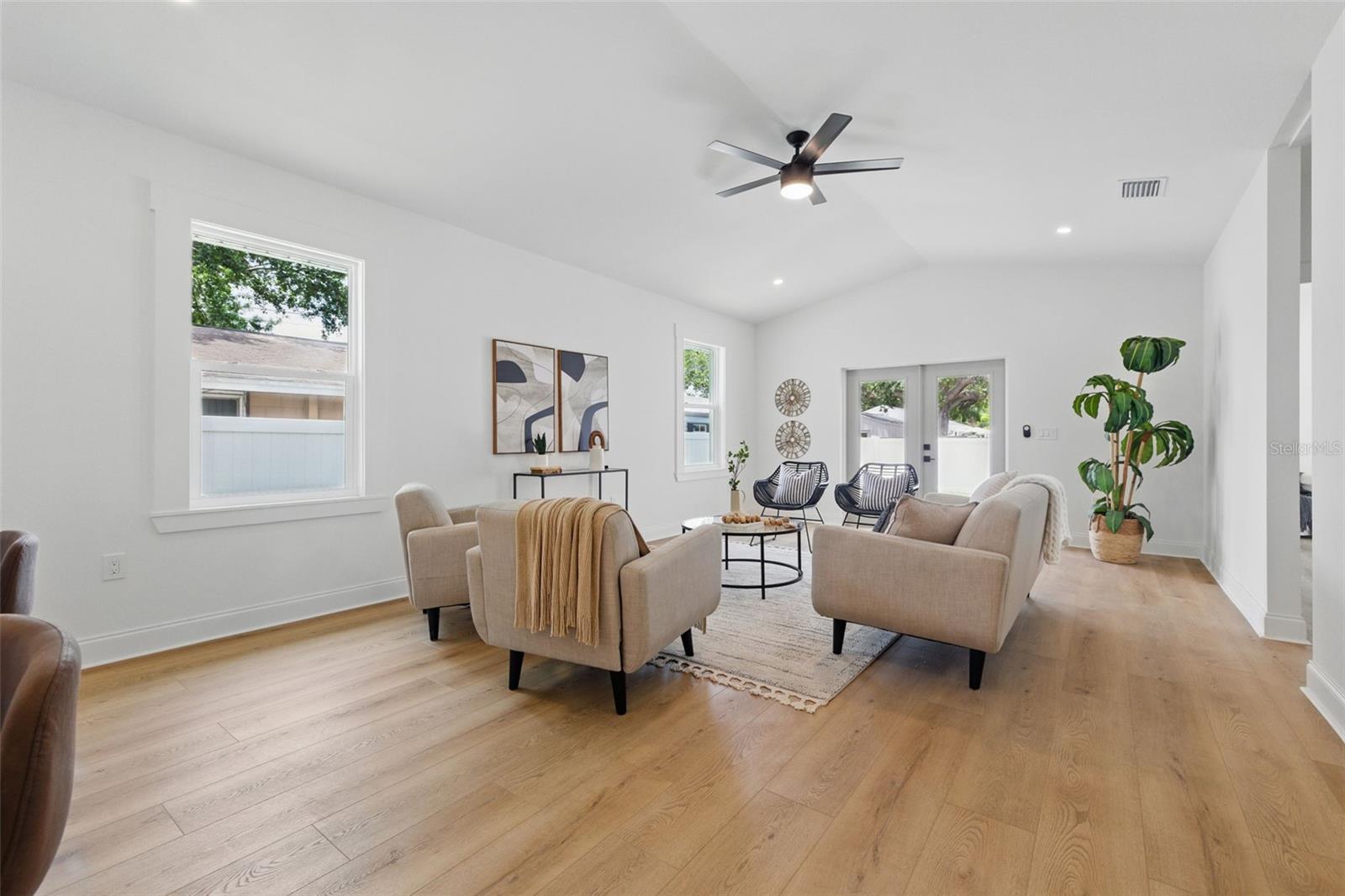 Image 24 of 40 For 791 44th Avenue N