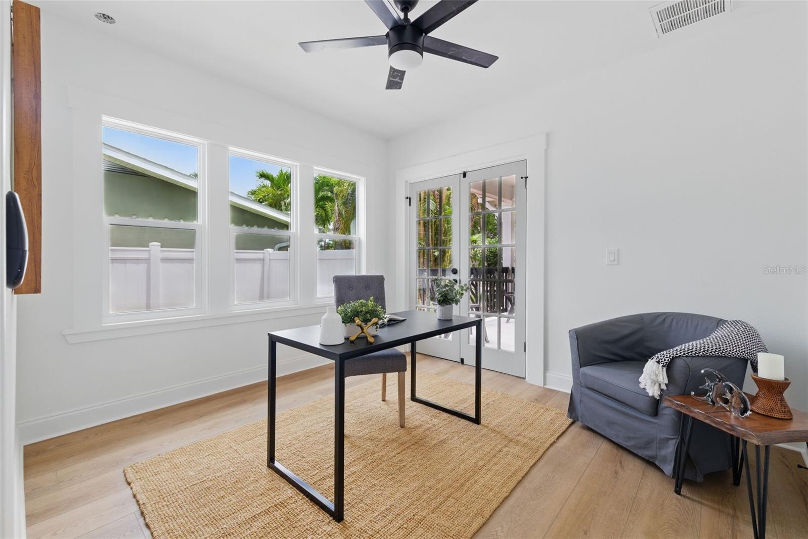 Image 25 of 40 For 791 44th Avenue N