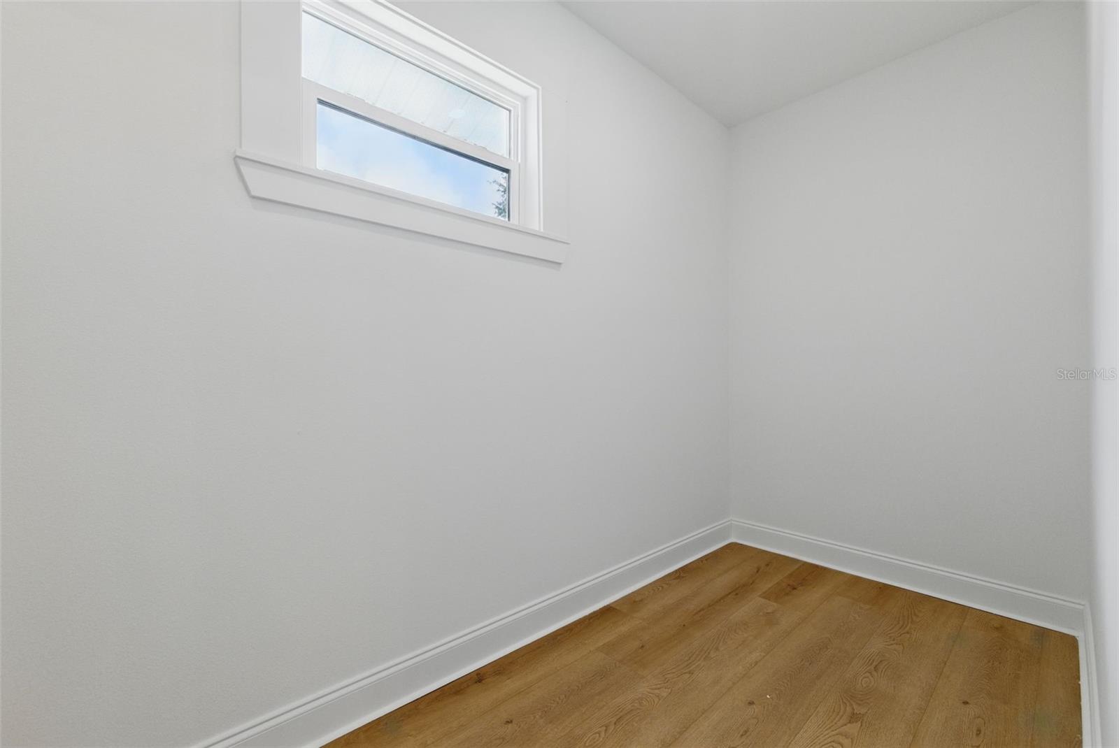 Image 31 of 40 For 791 44th Avenue N