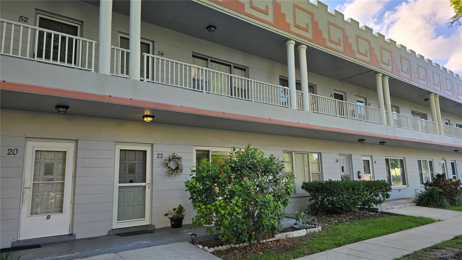 Details for 2100 World Parkway Boulevard 22, CLEARWATER, FL 33763